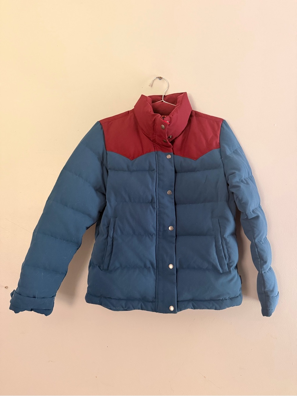 Patagonia Burgundy and Navy Colorblocked Puffer Jacket